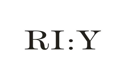 ：RIY