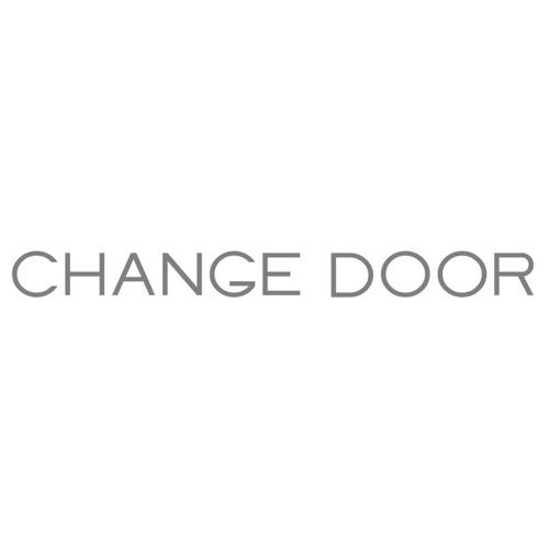 CHANGE DOOR